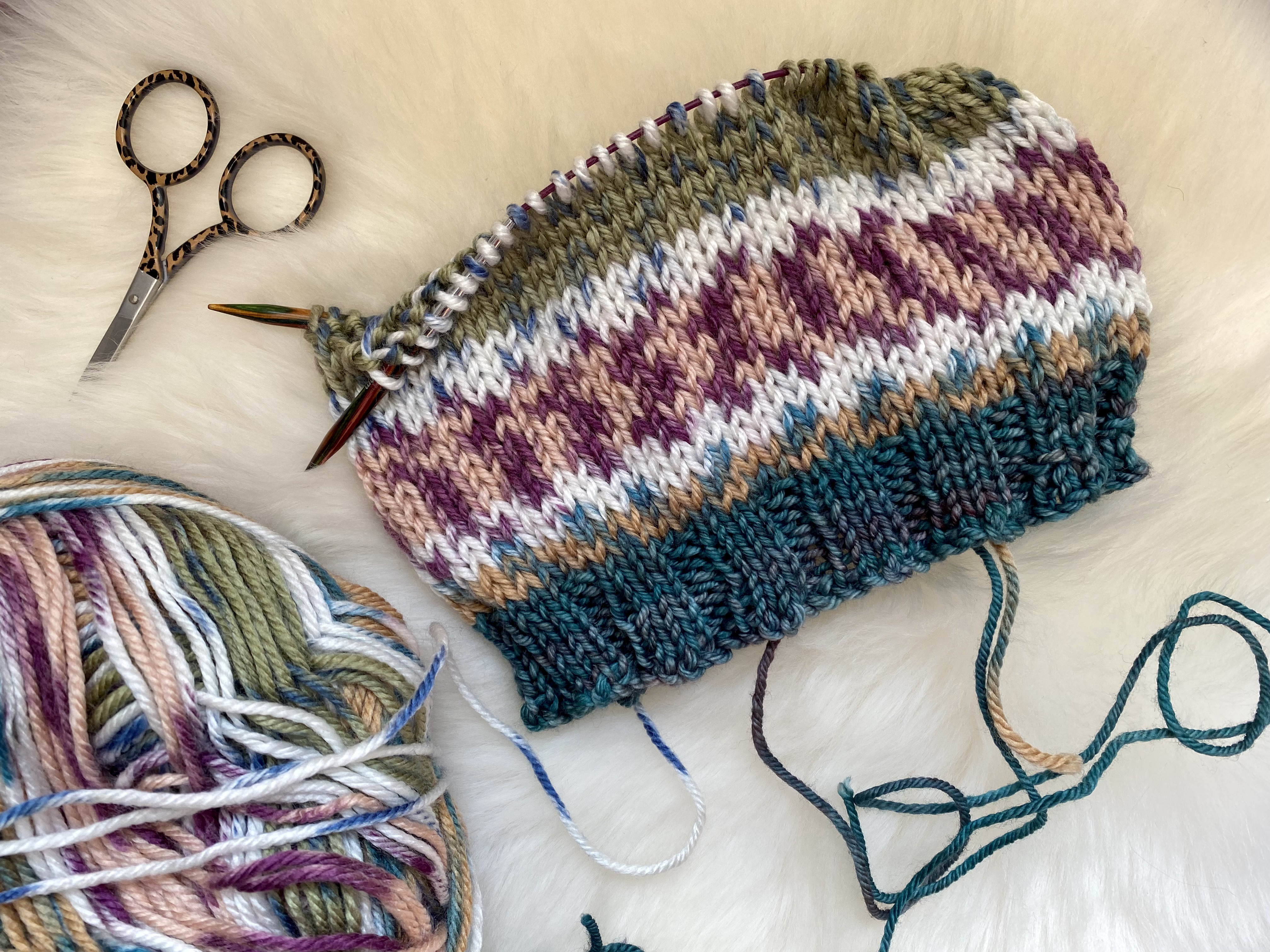 Yarn Review: Athena Array Aran – The Knitting Times