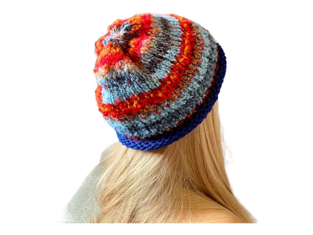 the back view of the chunky hat